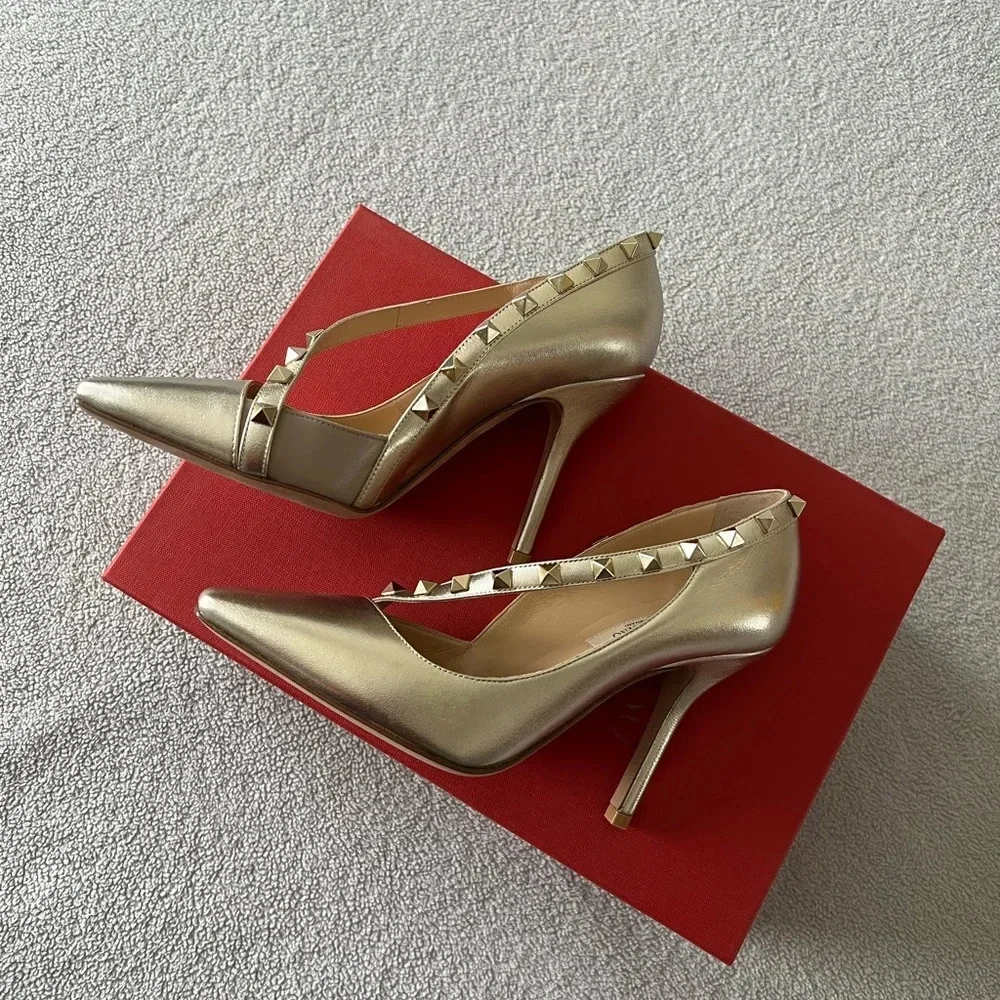Valentino Women’s Rockstud D’Orsay Cross Strap Gold Metallic High Heels 35.5 New